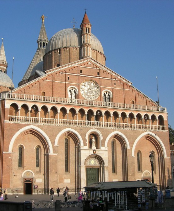 Basilica di Sant’Antonio e alla Scoletta del Santo – Visita Guidata
