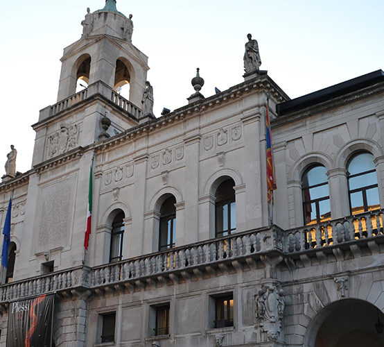 Palazzo Moroni – Visita Guidata –